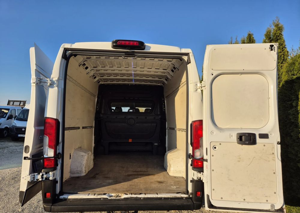 Fiat Ducato 2.3 150KM Brygadówka Maxi L4h2 - Kravas-pasažieru furgons: foto 4 Fiat Ducato 2.3 150KM Brygadówka Maxi L4h2 - Kravas-pasažieru furgons: foto 4