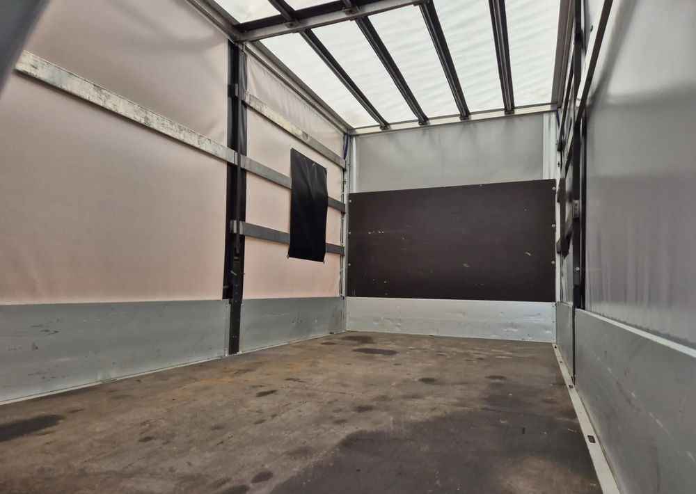 Iveco 35C15 3.0 150KM, Burto-Plandeka - Automašīna ar kravas platformu: foto 4 Iveco 35C15 3.0 150KM, Burto-Plandeka - Automašīna ar kravas platformu: foto 4