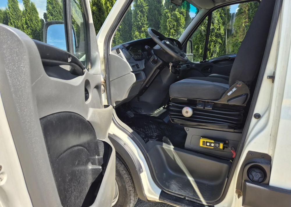 Iveco 35C15 3.0 150KM Wywrotka - Komercauto pašizgāzējs: foto 4 Iveco 35C15 3.0 150KM Wywrotka - Komercauto pašizgāzējs: foto 4