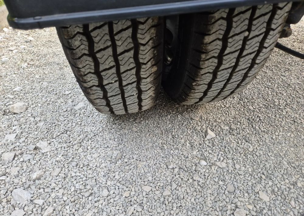 Komercauto pašizgāzējs Iveco 35C15 3.0: foto 18