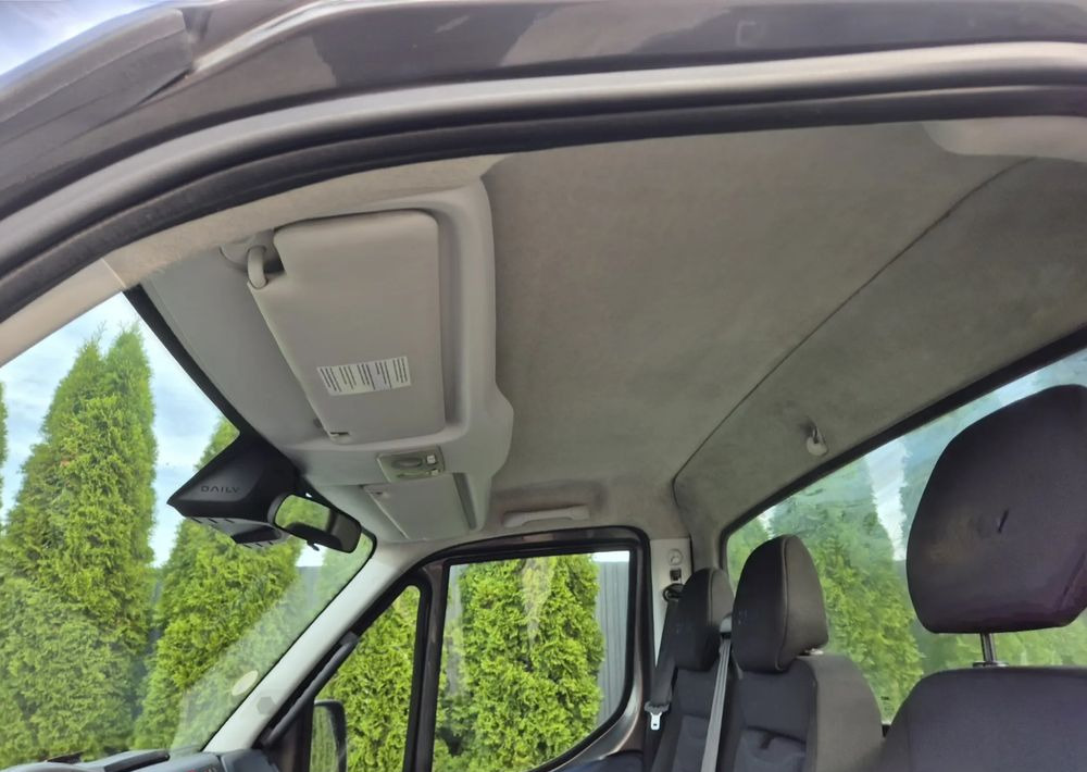 Komercauto pašizgāzējs Iveco 35C18 3.0 180KM: foto 9