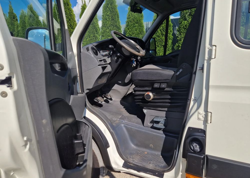 Iveco 35c15 - Komercauto pašizgāzējs: foto 5 Iveco 35c15 - Komercauto pašizgāzējs: foto 5