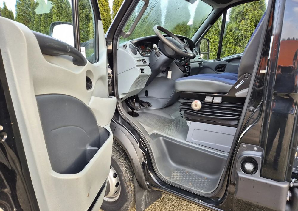 Iveco 65C18 / 3.0 180KM/ Nowa Wywrotka 3-stronna/ - Komercauto pašizgāzējs: foto 5 Iveco 65C18 / 3.0 180KM/ Nowa Wywrotka 3-stronna/ - Komercauto pašizgāzējs: foto 5