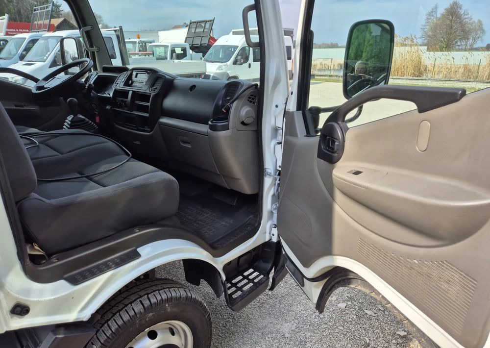 Nissan Cabstar 35.14 2.5 140KM Wywrotka, NT400 - Komercauto pašizgāzējs: foto 5 Nissan Cabstar 35.14 2.5 140KM Wywrotka, NT400 - Komercauto pašizgāzējs: foto 5