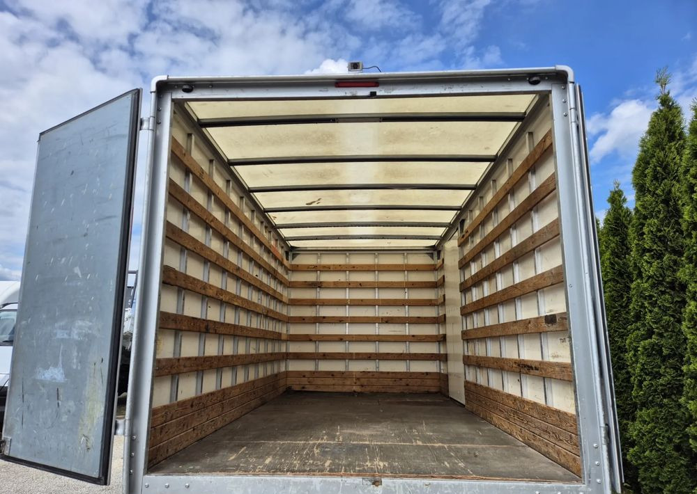 Renault MASTER 2.3 150KM Klima Navi, Kamera - Furgons ar slēgtā virsbūve: foto 4 Renault MASTER 2.3 150KM Klima Navi, Kamera - Furgons ar slēgtā virsbūve: foto 4