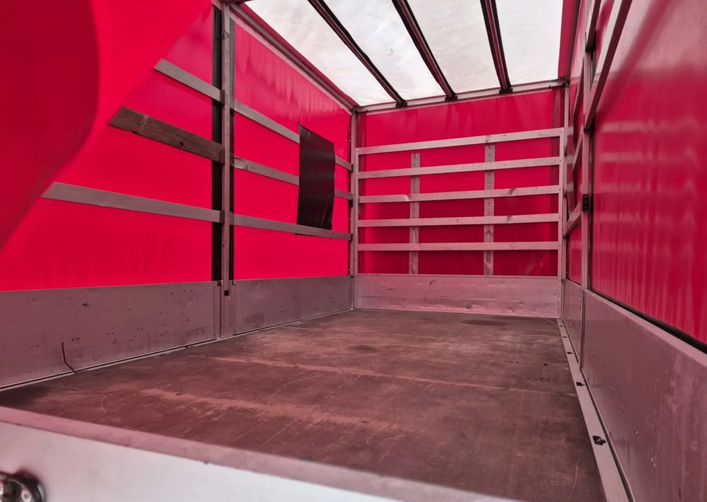 Renault MASTER 2.3 - Automašīna ar kravas platformu: foto 4 Renault MASTER 2.3 - Automašīna ar kravas platformu: foto 4