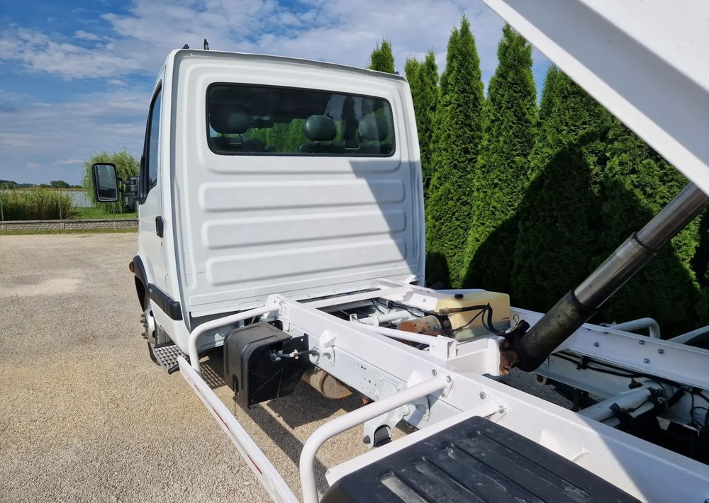 Renault Mascott 3.0 DXI - Komercauto pašizgāzējs: foto 5 Renault Mascott 3.0 DXI - Komercauto pašizgāzējs: foto 5