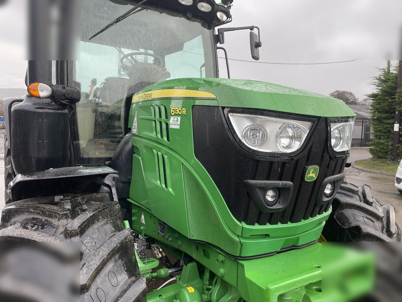 2017 JOHN DEERE 6130R - Traktors: foto 1 2017 JOHN DEERE 6130R - Traktors: foto 1