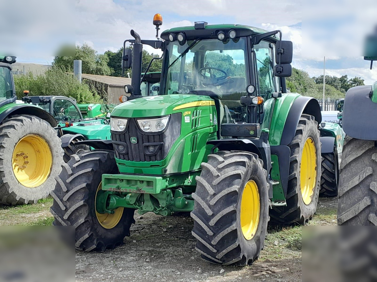 2018 JOHN DEERE 6130M - Traktors: foto 1 2018 JOHN DEERE 6130M - Traktors: foto 1