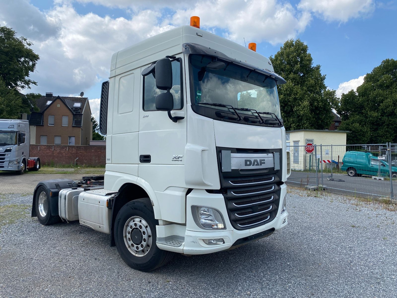 DAF XF 510 SC mit Kipphydr. - Vilcējs: foto 2 DAF XF 510 SC mit Kipphydr. - Vilcējs: foto 2