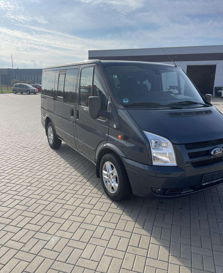 Ford Transit - Mikroautobuss, Pasažieru furgons: foto 2 Ford Transit - Mikroautobuss, Pasažieru furgons: foto 2