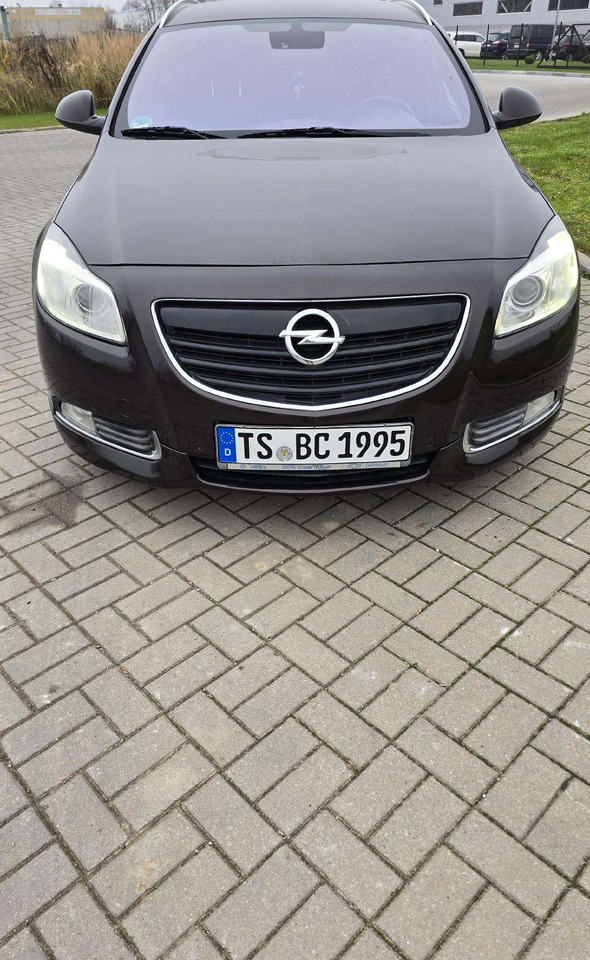 Opel Insignia - Universālis: foto 2 Opel Insignia - Universālis: foto 2