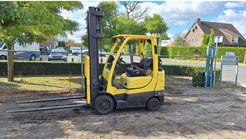 Hyster S3.0ft - Gāzes iekrāvējs: foto 1 Hyster S3.0ft - Gāzes iekrāvējs: foto 1