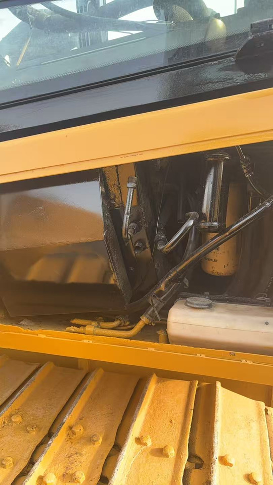 CATERPILLAR D5k diesel compact precision fuel-efficient cater bulldozer - Buldozers: foto 5 CATERPILLAR D5k diesel compact precision fuel-efficient cater bulldozer - Buldozers: foto 5