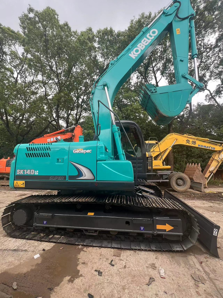 KOBELCO sk140 used excavator good condition for sale - Kāpurķēžu ekskavators: foto 1 KOBELCO sk140 used excavator good condition for sale - Kāpurķēžu ekskavators: foto 1