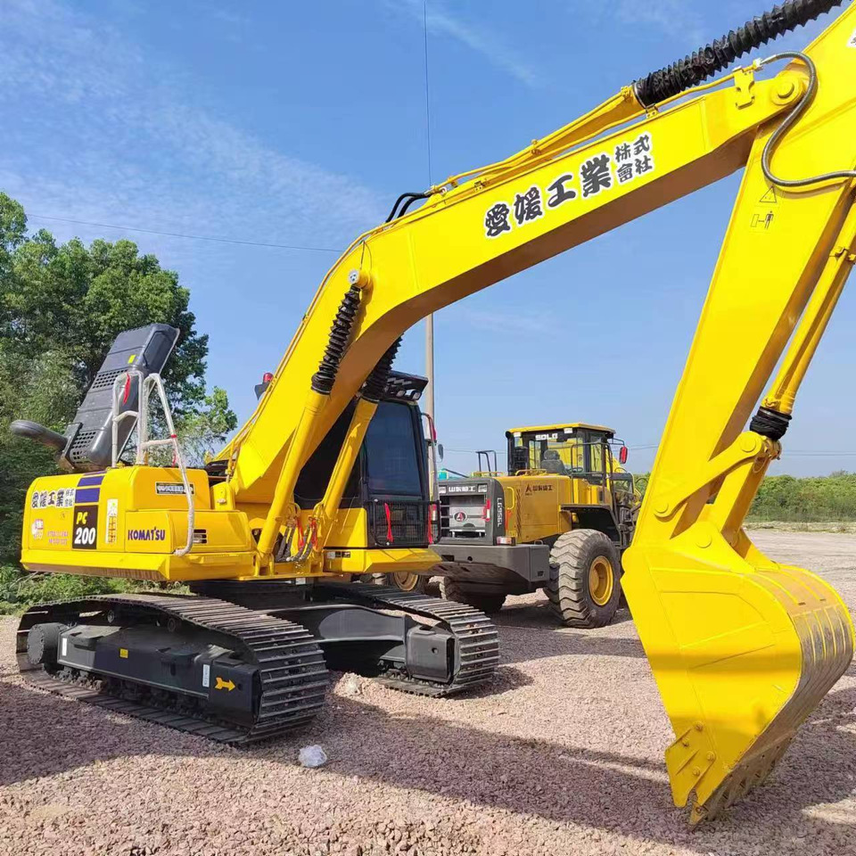 KOMATSU pc200-8N1 used japan brand crawler excavator - Kāpurķēžu ekskavators: foto 1 KOMATSU pc200-8N1 used japan brand crawler excavator - Kāpurķēžu ekskavators: foto 1