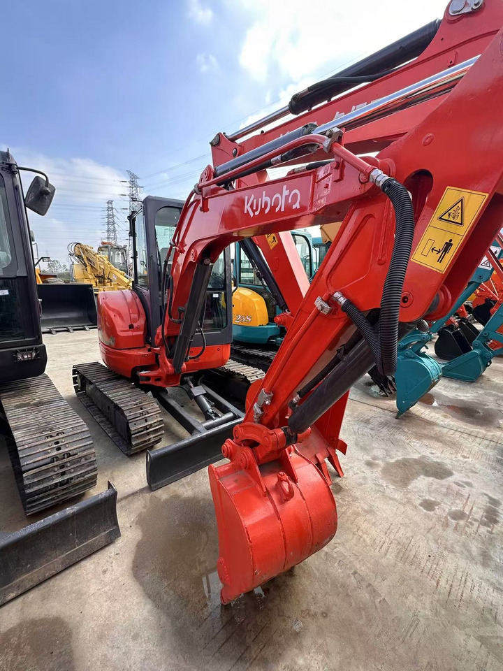 KUBOTA u35-5 japan brand mini excavator kubota Small home farm - Mini-ekskavators: foto 2 KUBOTA u35-5 japan brand mini excavator kubota Small home farm - Mini-ekskavators: foto 2