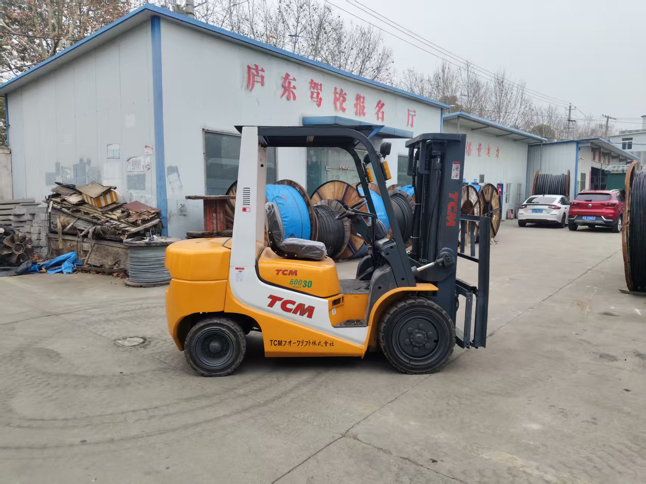 TCM FD30 Japan brand used 3 ton diesel forklift Customizable mast clamps - Dīzeļiekrāvējs: foto 3 TCM FD30 Japan brand used 3 ton diesel forklift Customizable mast clamps - Dīzeļiekrāvējs: foto 3