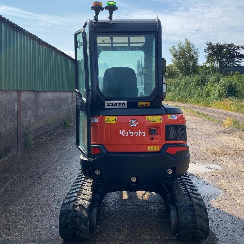 Kubota U 27-4 - Mini-ekskavators: foto 4 Kubota U 27-4 - Mini-ekskavators: foto 4