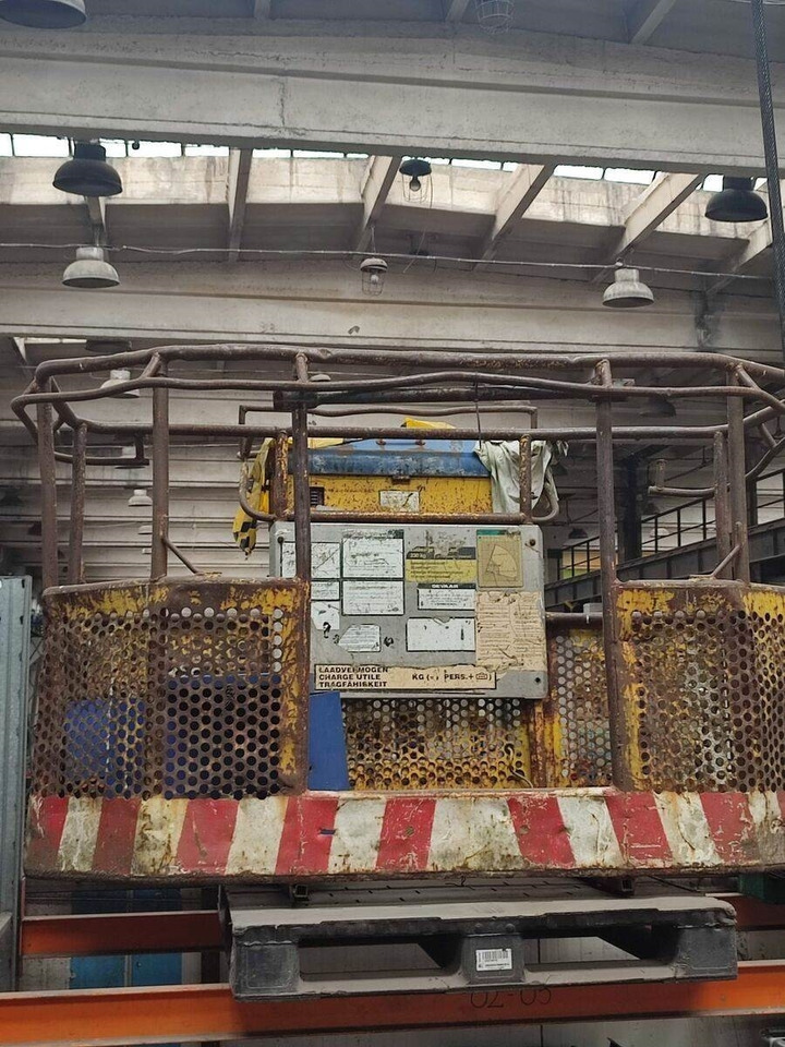 Aichi SR 182 - Teleskopiskais pacēlājs: foto 5 Aichi SR 182 - Teleskopiskais pacēlājs: foto 5