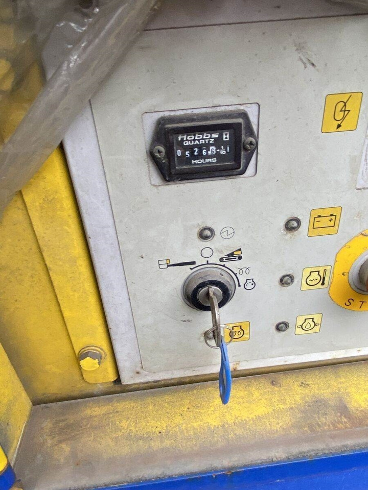 Aichi SR 182 - Teleskopiskais pacēlājs: foto 2 Aichi SR 182 - Teleskopiskais pacēlājs: foto 2