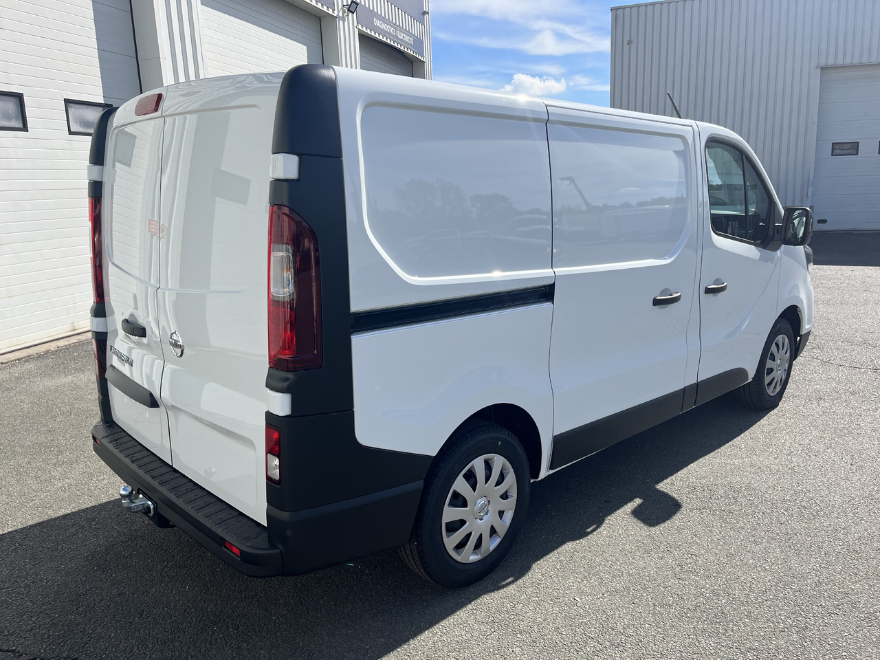 NISSAN Primastar NV300 2.0DCI130 Acenta L1H1 - Kravas mikroautobuss: foto 4 NISSAN Primastar NV300 2.0DCI130 Acenta L1H1 - Kravas mikroautobuss: foto 4