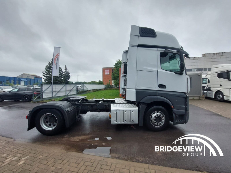 Mercedes-Benz Actros 1845 GIGA SOLO CABIN - Vilcējs: foto 5 Mercedes-Benz Actros 1845 GIGA SOLO CABIN - Vilcējs: foto 5