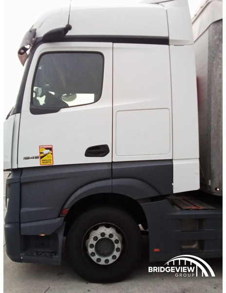 Mercedes-Benz Actros 1845 RETARDER - Vilcējs: foto 4 Mercedes-Benz Actros 1845 RETARDER - Vilcējs: foto 4