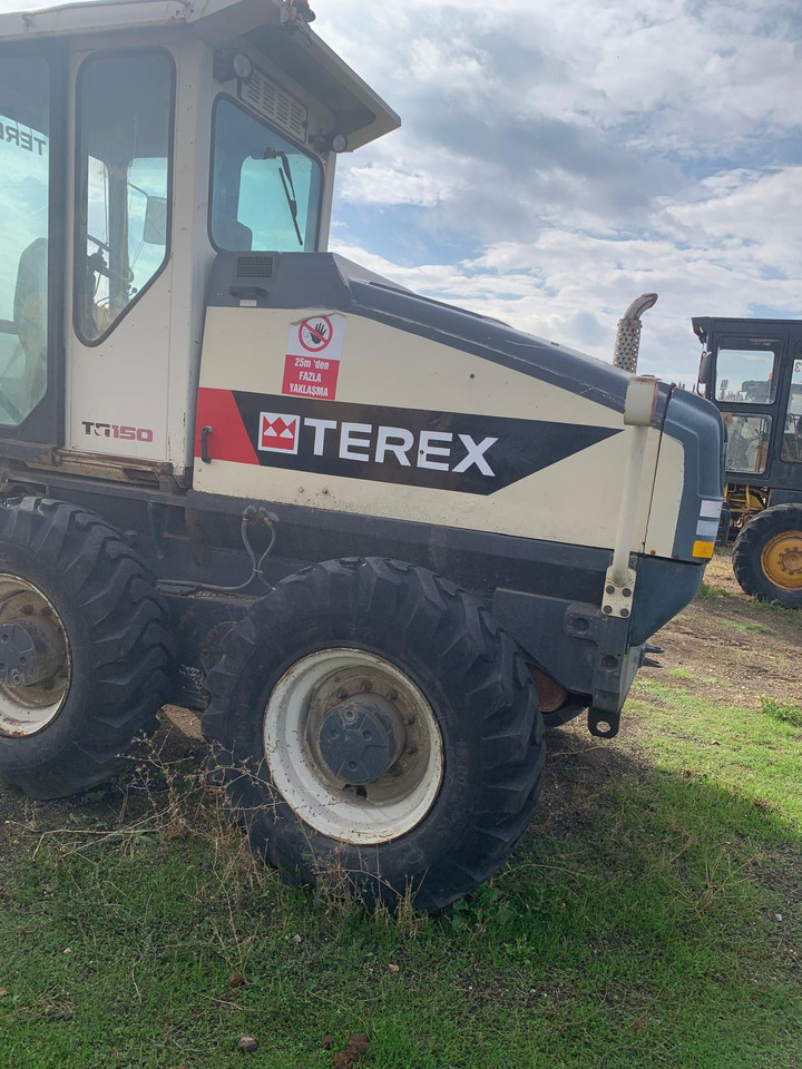 TEREX TG 150 MOTOR GRADER - Greiders: foto 1 TEREX TG 150 MOTOR GRADER - Greiders: foto 1