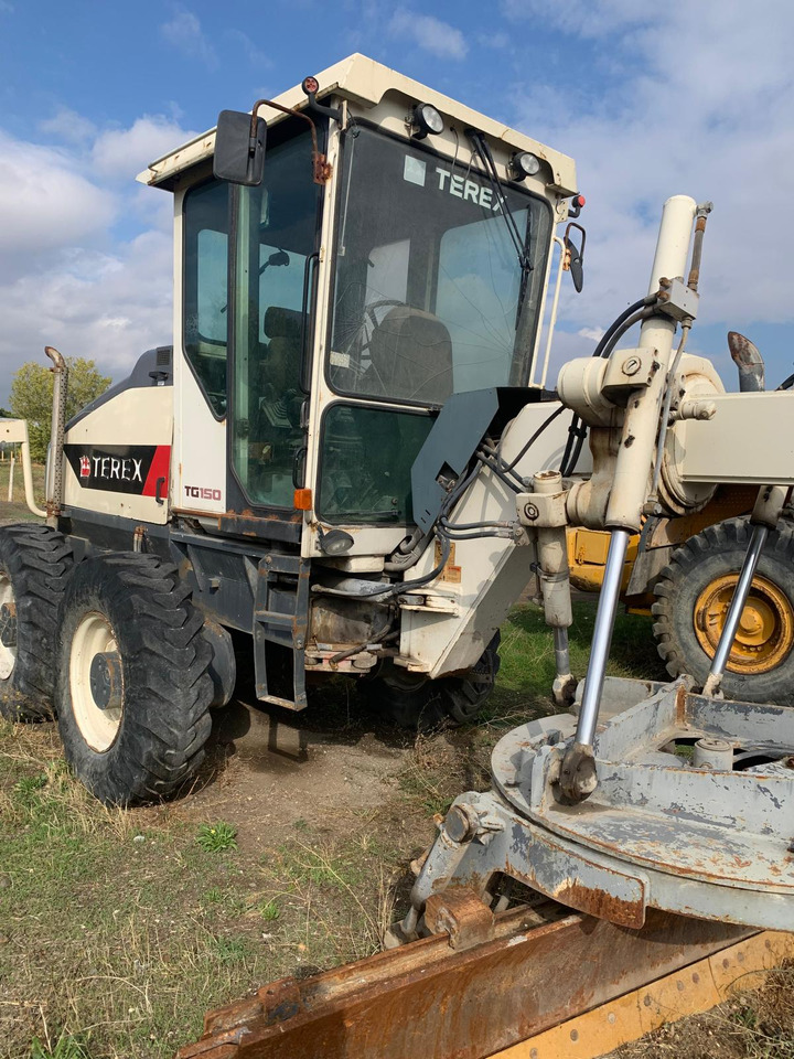 TEREX TG 150 MOTOR GRADER - Greiders: foto 2 TEREX TG 150 MOTOR GRADER - Greiders: foto 2