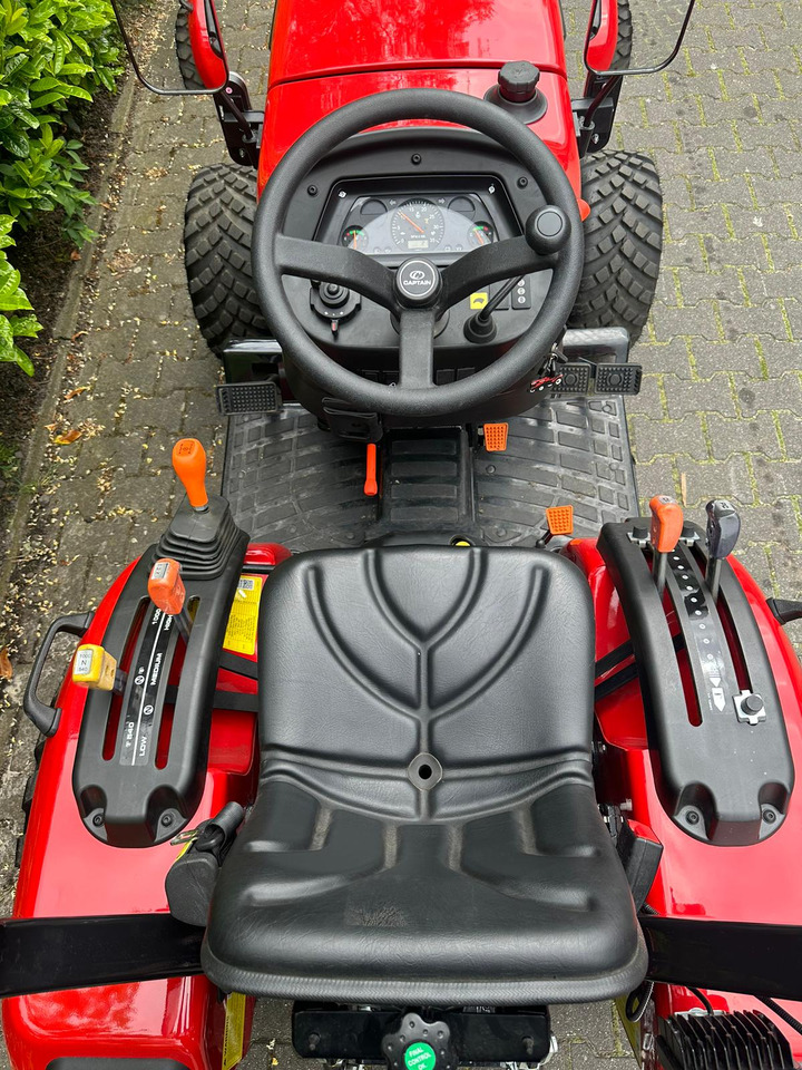 Captain - Mini traktors: foto 2 Captain - Mini traktors: foto 2
