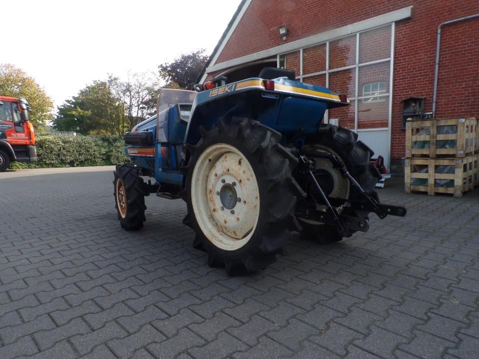 Kleintraktor Iseki TU180 - Mini traktors: foto 4 Kleintraktor Iseki TU180 - Mini traktors: foto 4