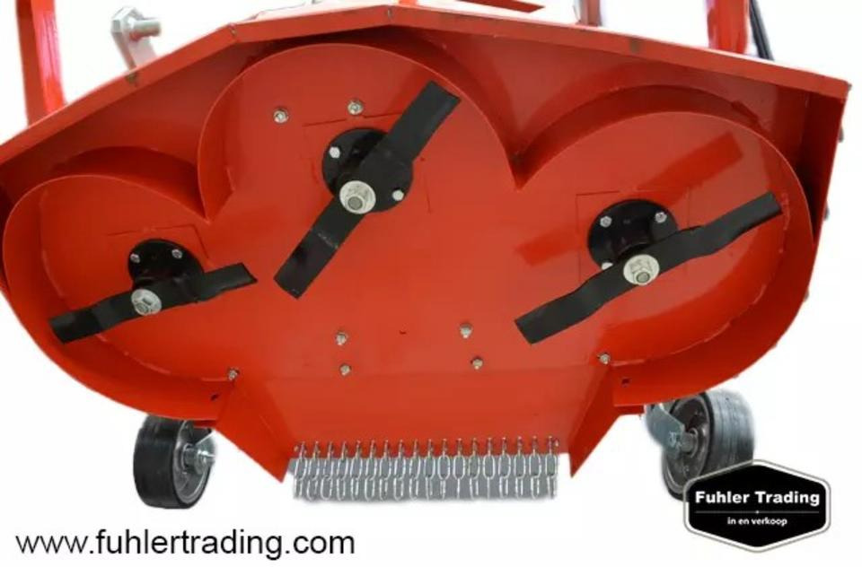 Kreiselmäher FM 120-150 cm für Kleintraktor - Pļaujmašīna-smalcinātājs: foto 4 Kreiselmäher FM 120-150 cm für Kleintraktor - Pļaujmašīna-smalcinātājs: foto 4