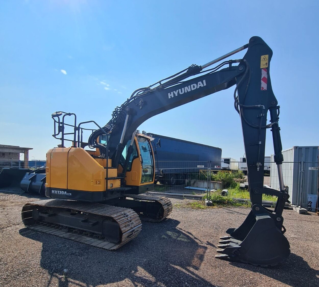 HYUNDAI HX130ALCR - Kāpurķēžu ekskavators: foto 3 HYUNDAI HX130ALCR - Kāpurķēžu ekskavators: foto 3