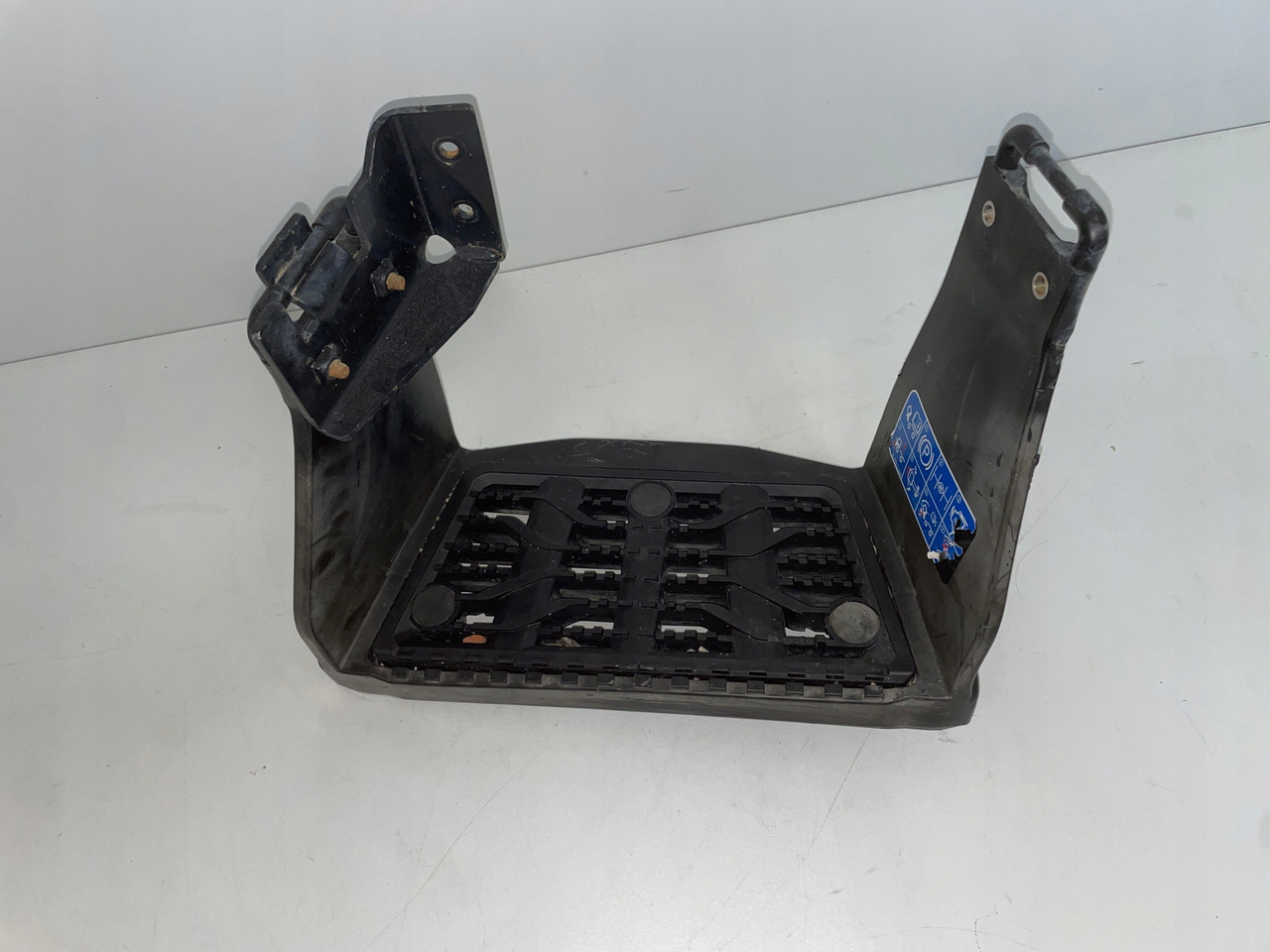 DOLNY STOPIEŃ STOPNICA MAN TG3 TGX TGS 3 81615016003 - Pakāpiens - Kravas automašīna: foto 2 DOLNY STOPIEŃ STOPNICA MAN TG3 TGX TGS 3 81615016003 - Pakāpiens - Kravas automašīna: foto 2