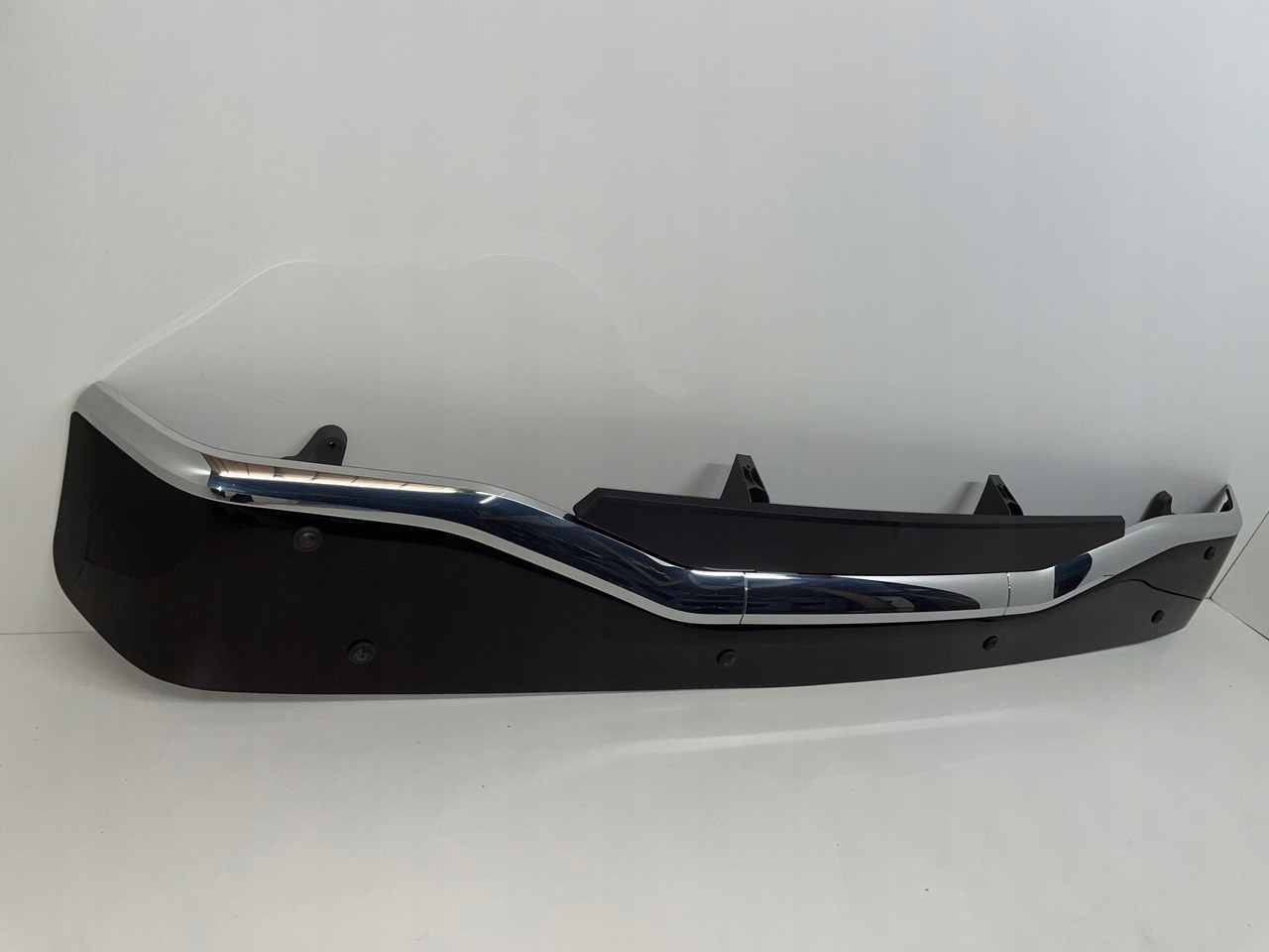 KOMPLETNA ORYGINALNA BLENDA OSŁONA PRZECIWSŁONECZNA MAN TG3 TGX 3 TGX-3 - Saules sargs - Kravas automašīna: foto 2 KOMPLETNA ORYGINALNA BLENDA OSŁONA PRZECIWSŁONECZNA MAN TG3 TGX 3 TGX-3 - Saules sargs - Kravas automašīna: foto 2