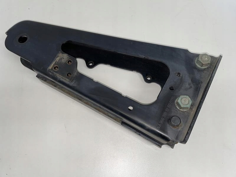 LEWE MOCOWANIE UCHWYT KABINY ACTROS A9603101260 - Kabīnes piekare - Kravas automašīna: foto 1 LEWE MOCOWANIE UCHWYT KABINY ACTROS A9603101260 - Kabīnes piekare - Kravas automašīna: foto 1