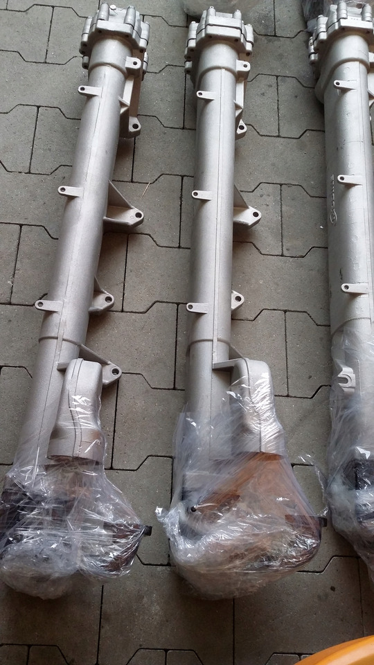 MAN F2000 TGA EGR TGX RECYRKULATOR D20,D26,D28 - EGR dzesētājs - Kravas automašīna: foto 3 MAN F2000 TGA EGR TGX RECYRKULATOR D20,D26,D28 - EGR dzesētājs - Kravas automašīna: foto 3