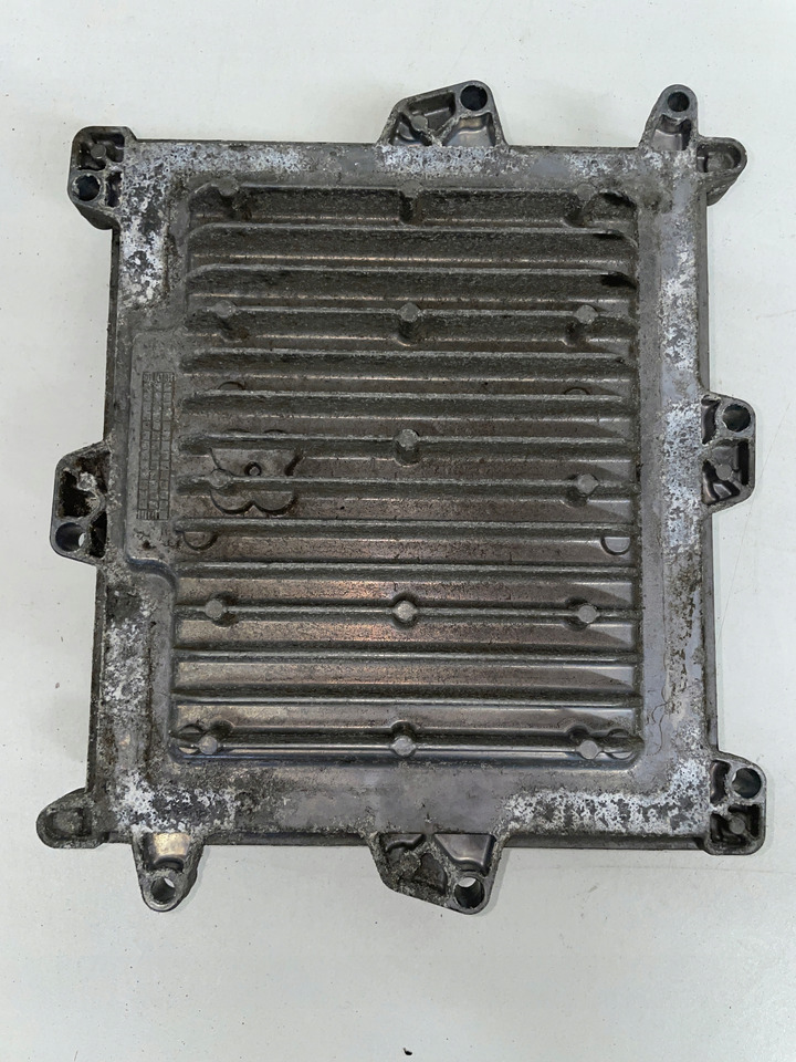 MAN TGX TGS E6 STEROWNIK KOMPUTER SILNIKA EDC 0281020273 - Elektroniskais vadības bloks (ECU) - Kravas automašīna: foto 3 MAN TGX TGS E6 STEROWNIK KOMPUTER SILNIKA EDC 0281020273 - Elektroniskais vadības bloks (ECU) - Kravas automašīna: foto 3