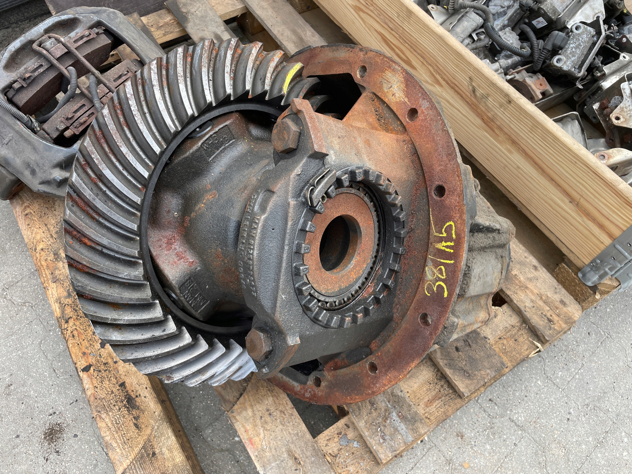 MAN TGX TGS TGA WKŁAD DYFERENCJAŁ MOSTU DYFER 38:15, 81350106301 - Aizmugurējā ass - Kravas automašīna: foto 1 MAN TGX TGS TGA WKŁAD DYFERENCJAŁ MOSTU DYFER 38:15, 81350106301 - Aizmugurējā ass - Kravas automašīna: foto 1