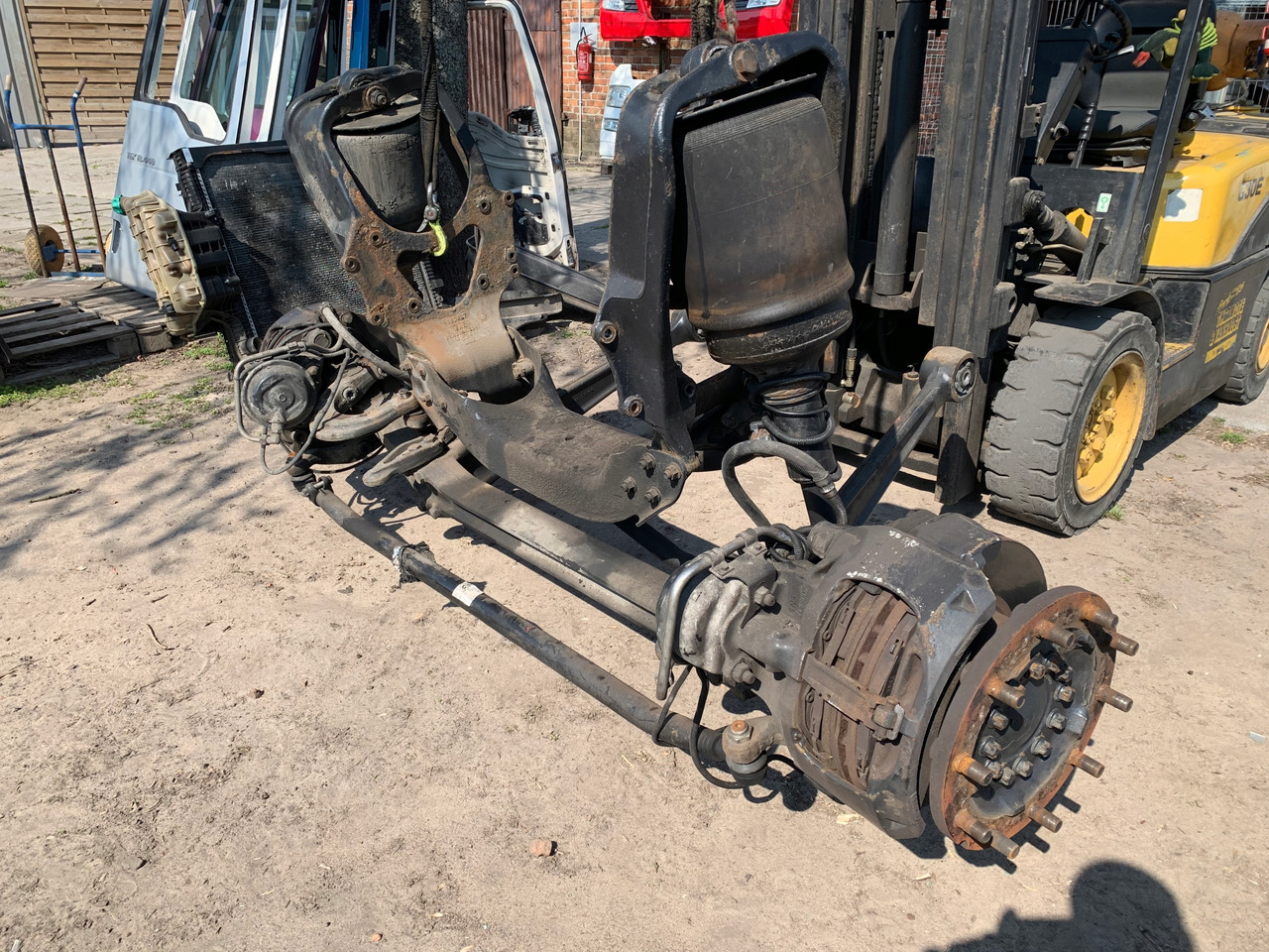 PRZEDNIA OŚ MAN TGX TGS TGA LOWDECK LOW DECK KMPL - Priekšējā ass - Kravas automašīna: foto 5 PRZEDNIA OŚ MAN TGX TGS TGA LOWDECK LOW DECK KMPL - Priekšējā ass - Kravas automašīna: foto 5