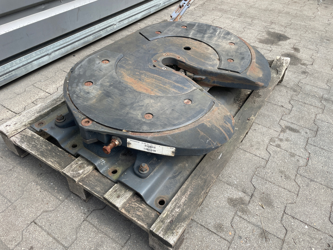 SIODŁO JOST MERCEDES ACTROS MP4 MP 4 A9603170021 - Virsbūve un ārpuse - Kravas automašīna: foto 2 SIODŁO JOST MERCEDES ACTROS MP4 MP 4 A9603170021 - Virsbūve un ārpuse - Kravas automašīna: foto 2