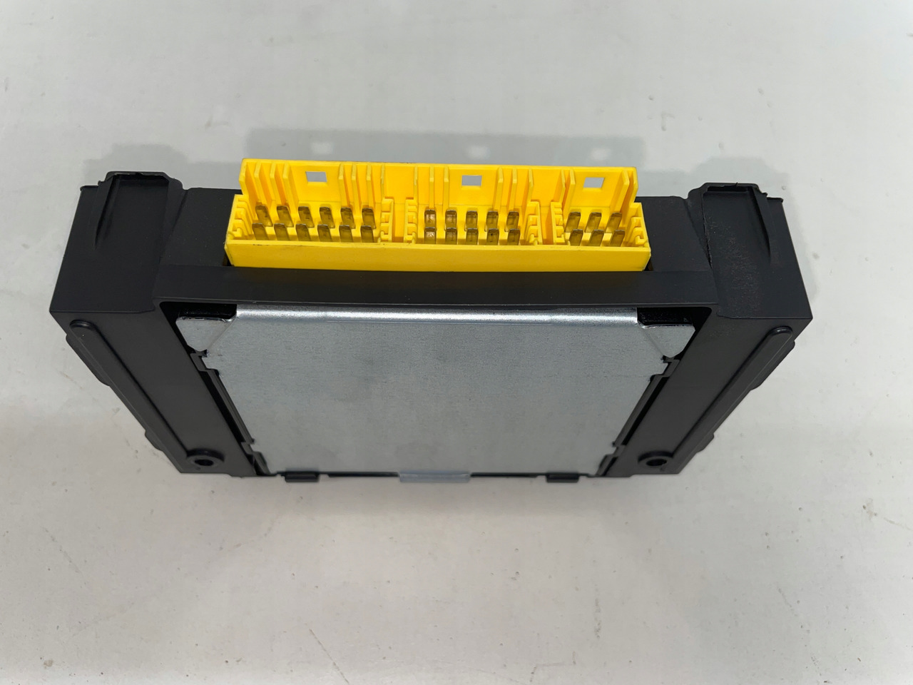 STEROWNIK ECAS MAN TG3 TGX TGS TGM 81.25811-7033 - Elektroniskais vadības bloks (ECU) - Kravas automašīna: foto 2 STEROWNIK ECAS MAN TG3 TGX TGS TGM 81.25811-7033 - Elektroniskais vadības bloks (ECU) - Kravas automašīna: foto 2