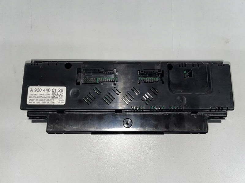 STEROWNIK KLIMATYZACJI MERCEDES ACTROS A9604466168 - Elektroniskais vadības bloks (ECU) - Kravas automašīna: foto 2 STEROWNIK KLIMATYZACJI MERCEDES ACTROS A9604466168 - Elektroniskais vadības bloks (ECU) - Kravas automašīna: foto 2