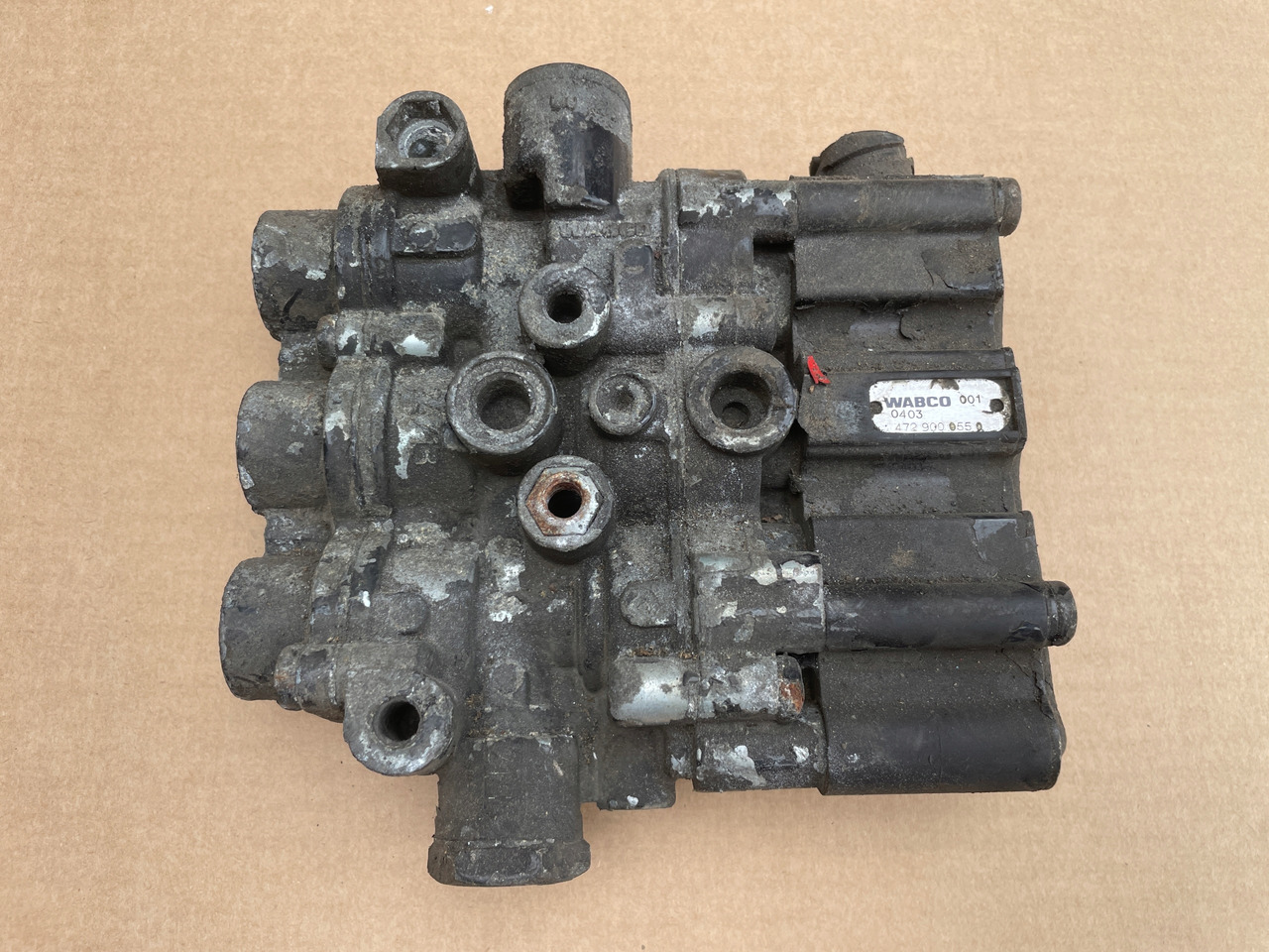 ZAWÓR PODUSZEK ECAS MAN TGA TGX TGS 4729000570 - Pneimo piekare - Kravas automašīna: foto 3 ZAWÓR PODUSZEK ECAS MAN TGA TGX TGS 4729000570 - Pneimo piekare - Kravas automašīna: foto 3