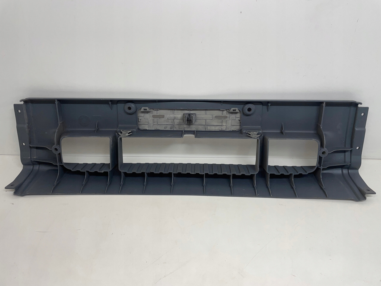 ZDERZAK MERCEDES ATEGO ŚRODEK ZDERZAKA A 97388041070 - Buferis - Kravas automašīna: foto 2 ZDERZAK MERCEDES ATEGO ŚRODEK ZDERZAKA A 97388041070 - Buferis - Kravas automašīna: foto 2