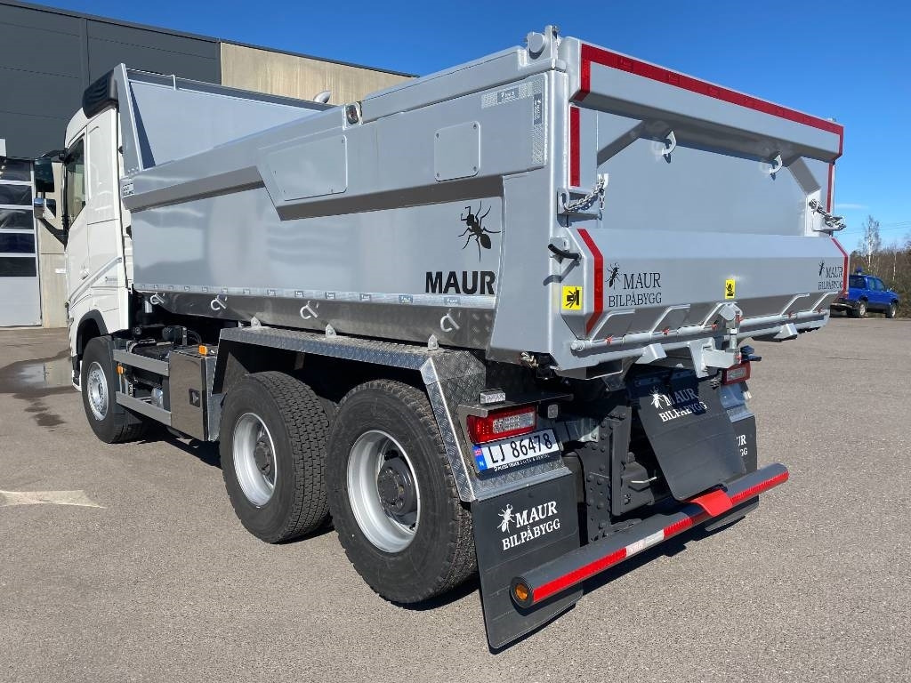 Volvo FH 540 - Kravas automašīna pašizgāzējs: foto 4 Volvo FH 540 - Kravas automašīna pašizgāzējs: foto 4