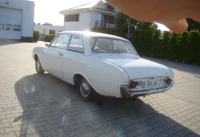 Ford Taunus - Sedans: foto 3 Ford Taunus - Sedans: foto 3