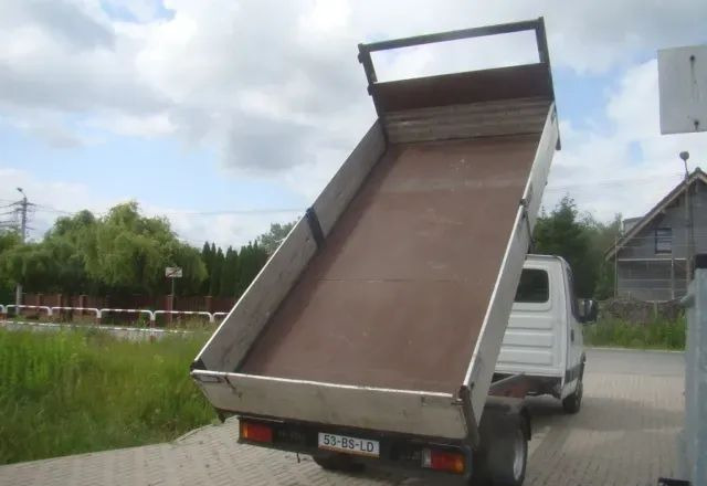 Iveco DAILY 40 C 12 WYWROTKA 3.5T 4.20M KLIMA - Komercauto pašizgāzējs: foto 3 Iveco DAILY 40 C 12 WYWROTKA 3.5T 4.20M KLIMA - Komercauto pašizgāzējs: foto 3