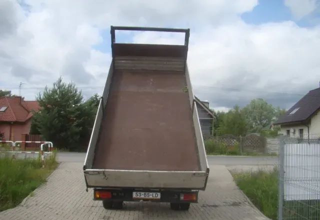 Iveco DAILY 40 C 12 WYWROTKA 3.5T 4.20M KLIMA - Komercauto pašizgāzējs: foto 4 Iveco DAILY 40 C 12 WYWROTKA 3.5T 4.20M KLIMA - Komercauto pašizgāzējs: foto 4